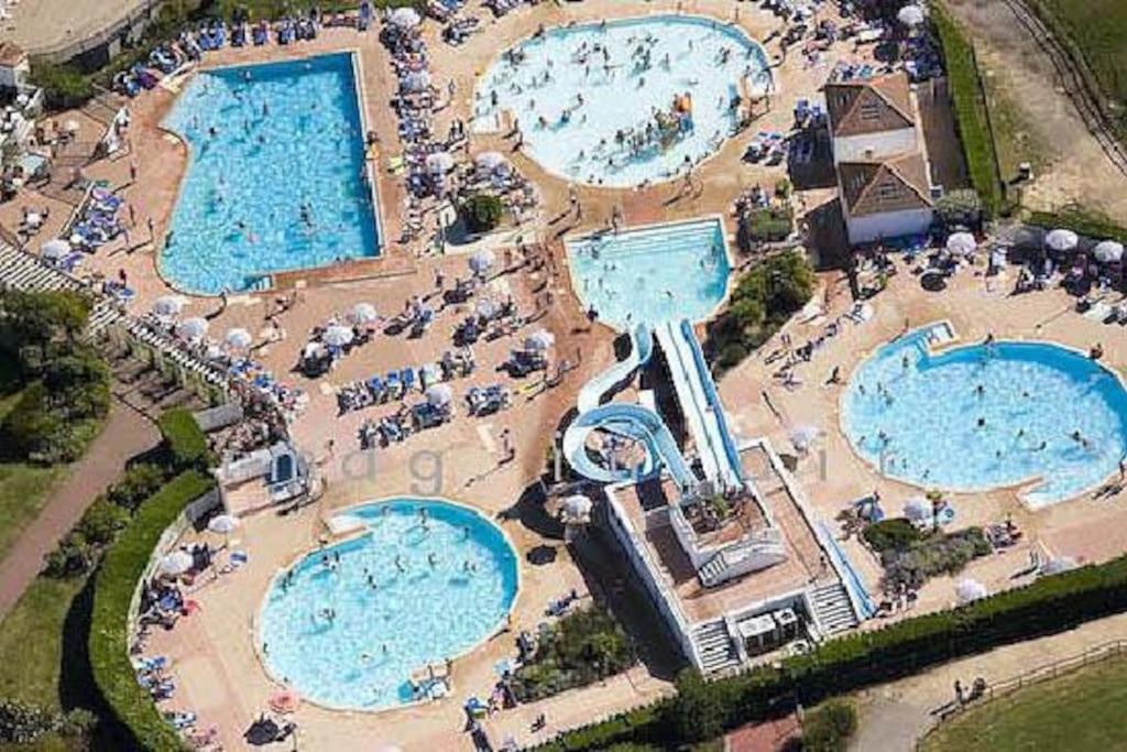 Talmont-Saint-Hilaire "Le Filet Du Lac" Appartement Atypique, 5 Personnes, Duplex, Vue Lac, Acces Parc Aquatique Gratuit מראה חיצוני תמונה