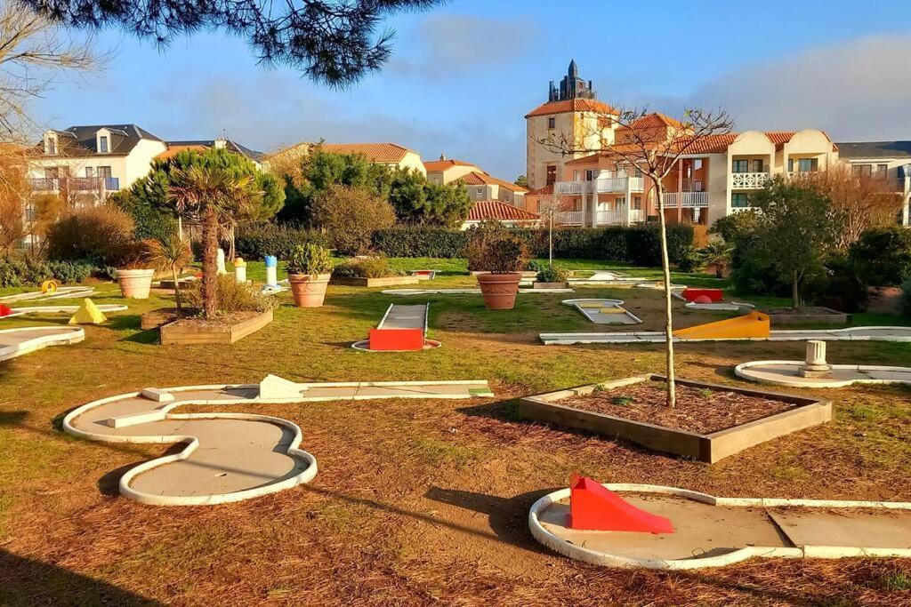 Talmont-Saint-Hilaire "Le Filet Du Lac" Appartement Atypique, 5 Personnes, Duplex, Vue Lac, Acces Parc Aquatique Gratuit מראה חיצוני תמונה